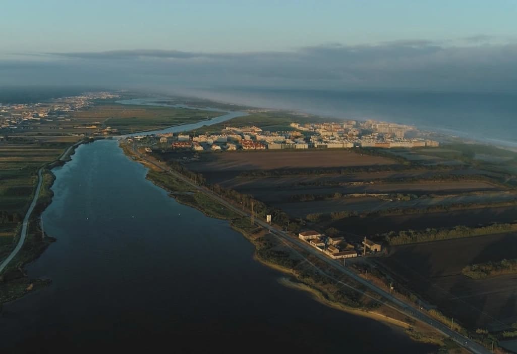 Difference – between the Ria and the Sea